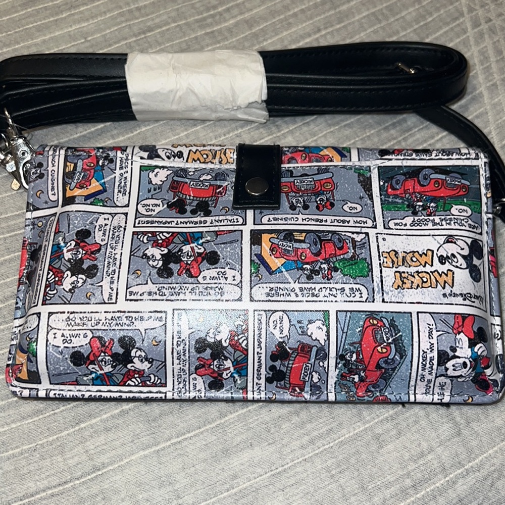 Disney wristlet/crossbody purse